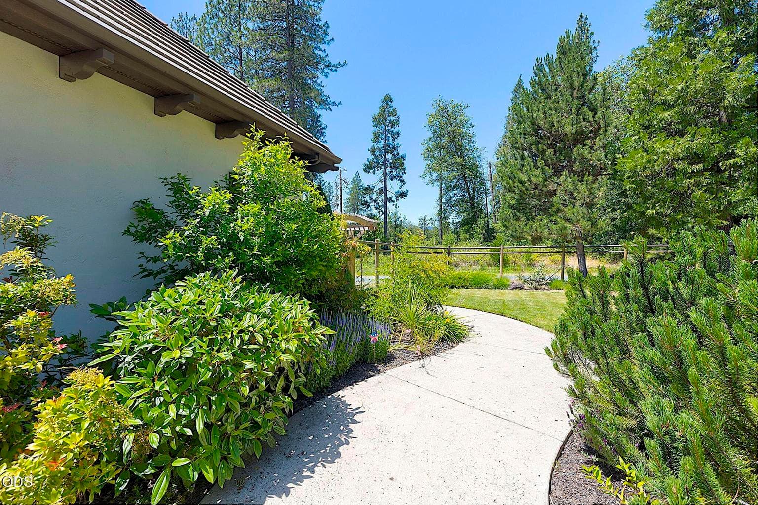 Photo of 903 Nicklaus Point 4 of 88