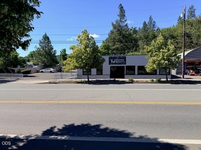 785 Rogue River