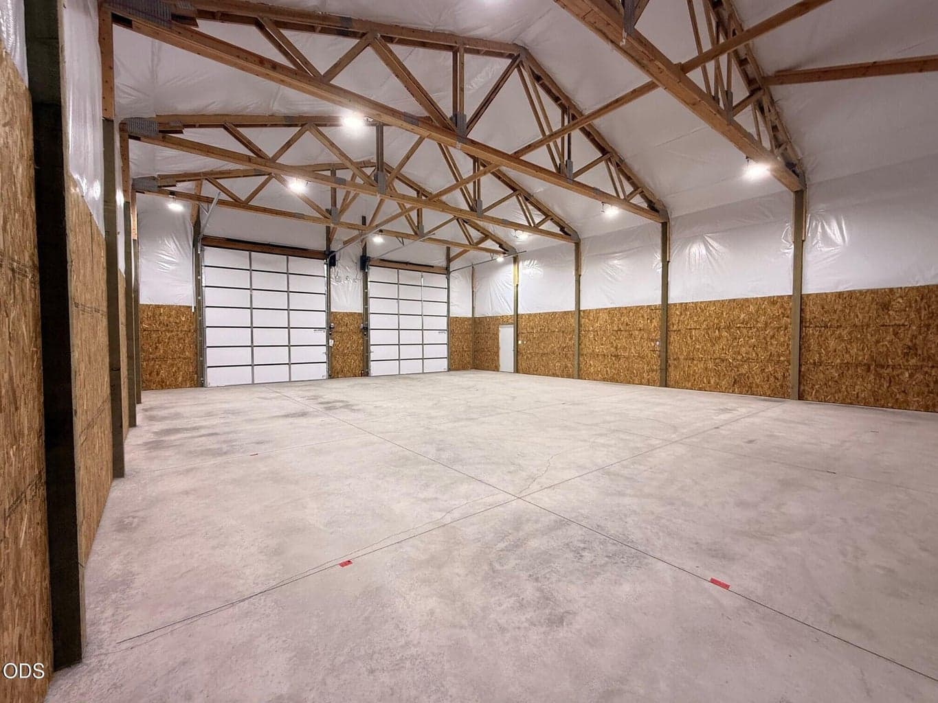 Fully insulated with 8' OSB all the way around