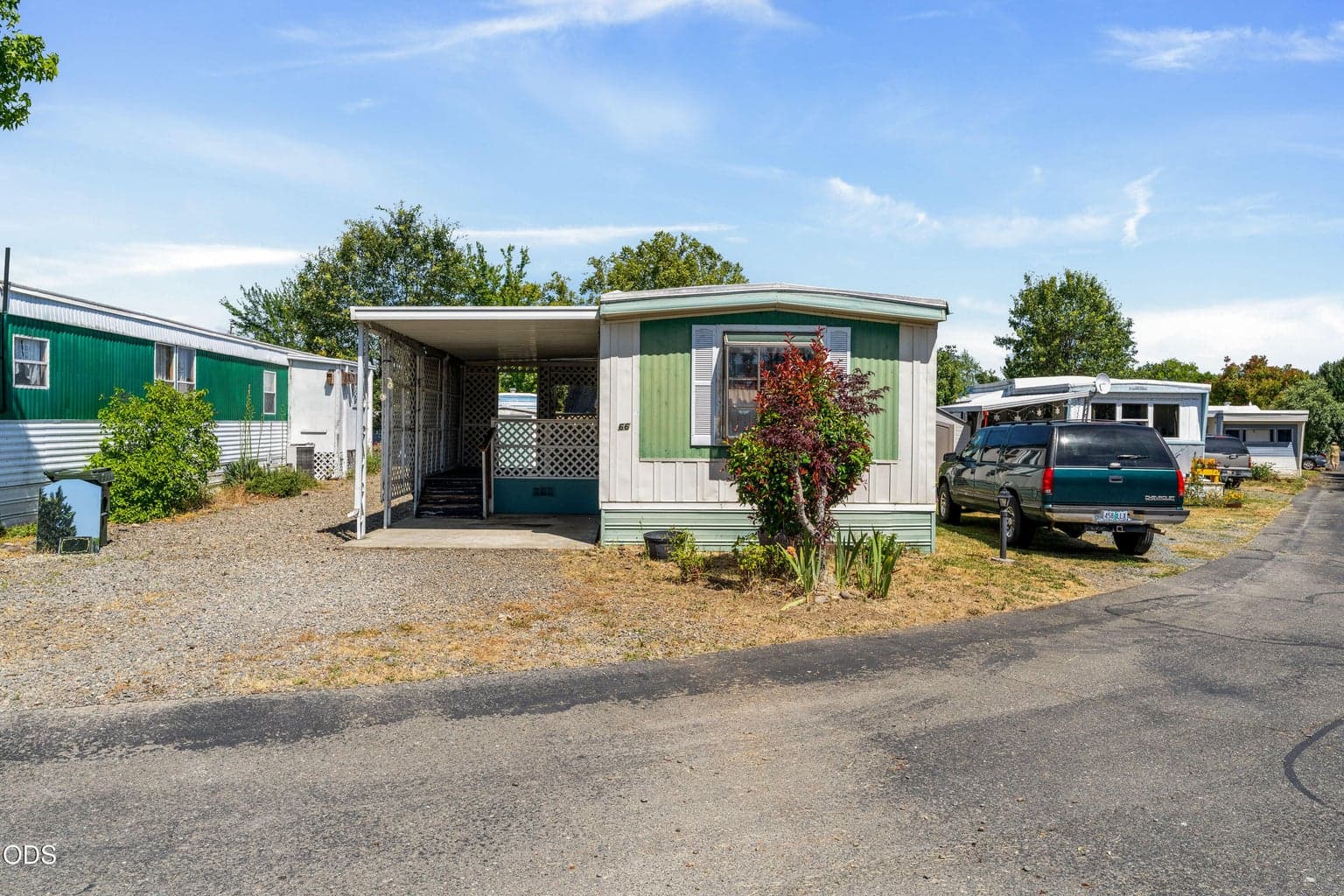 Photo of 1241 Dowell 2 of 15