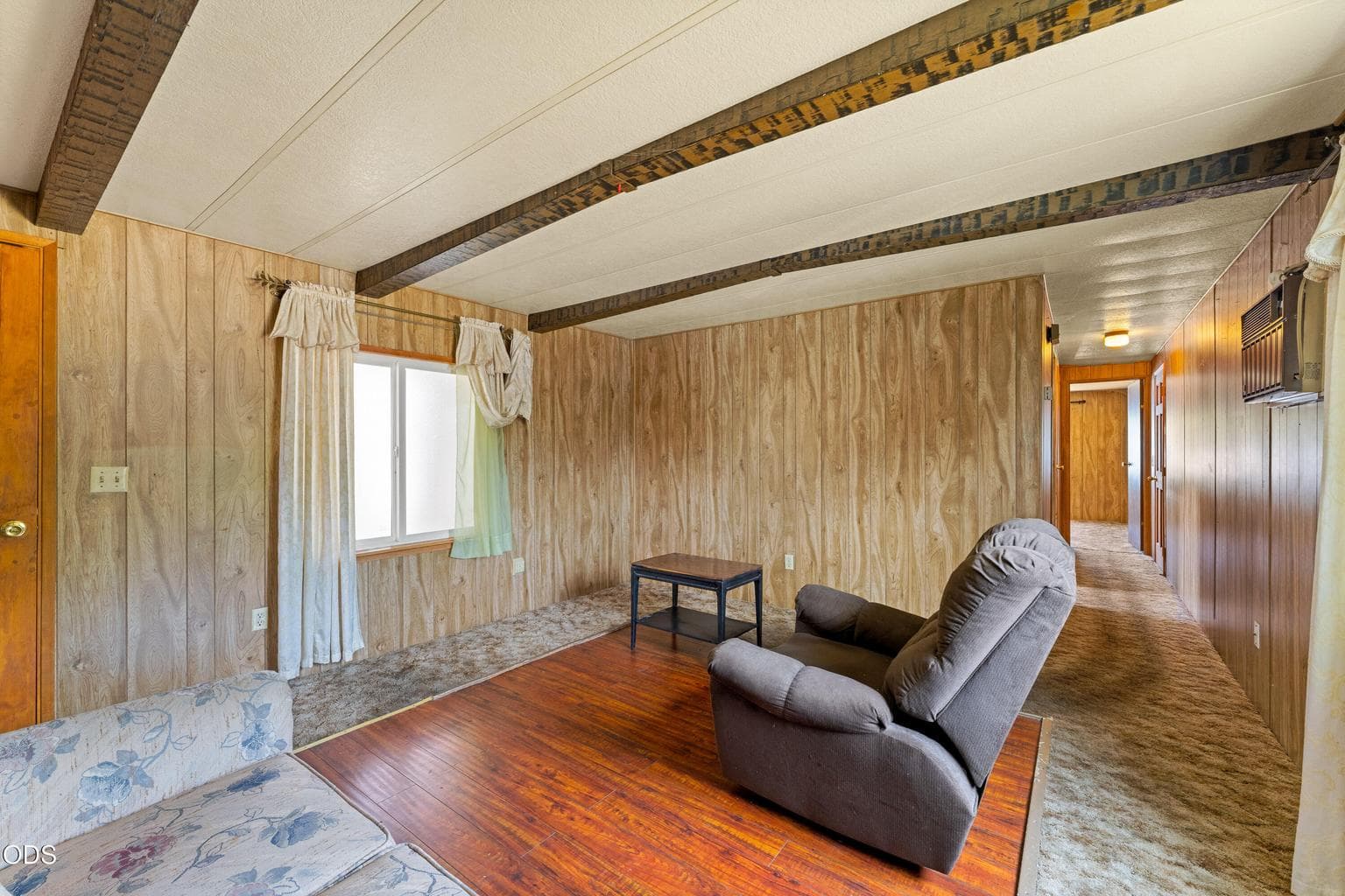 Photo of 1241 Dowell 5 of 15