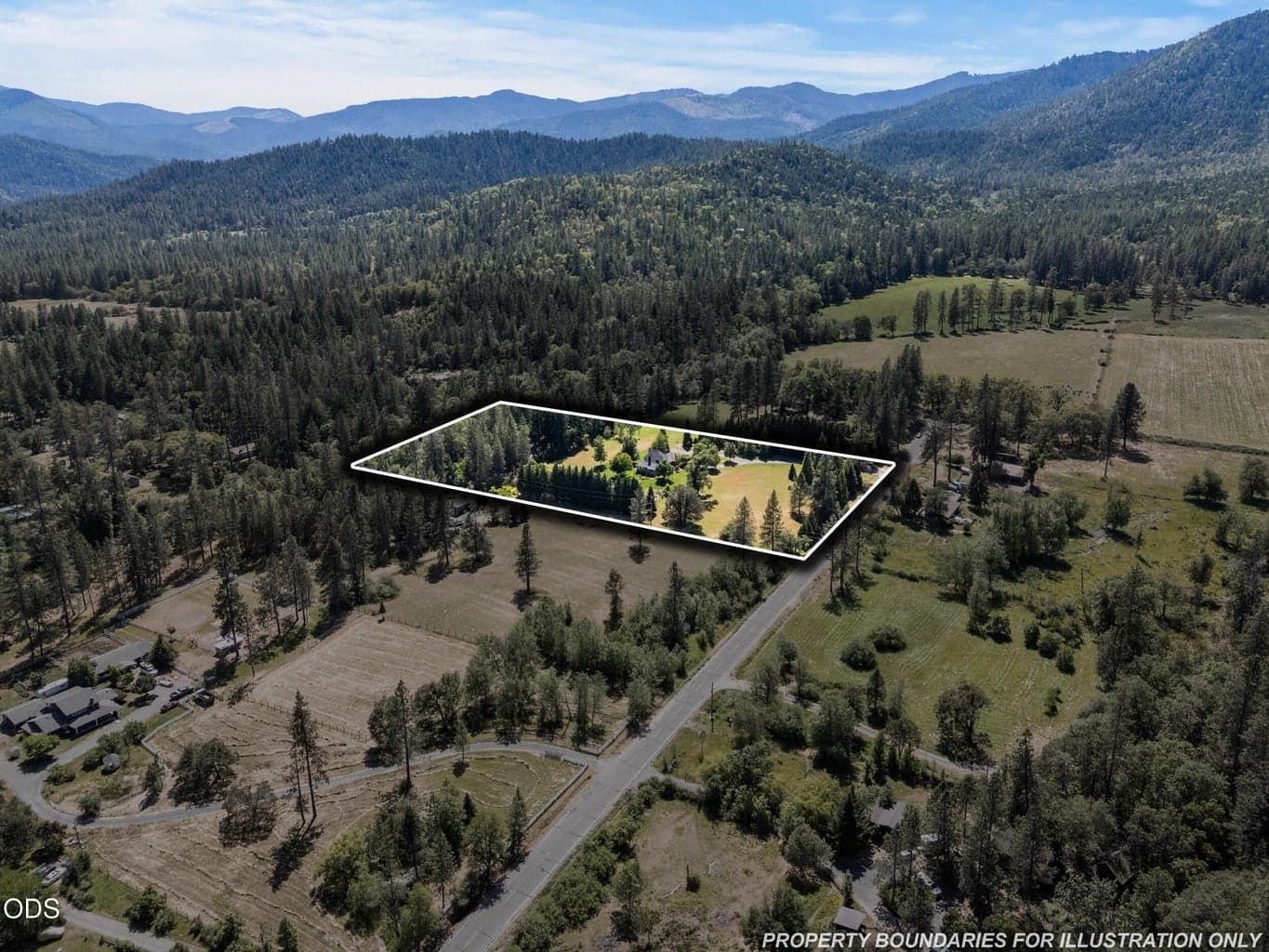 Photo of 693 Horizon Hills 4 of 60