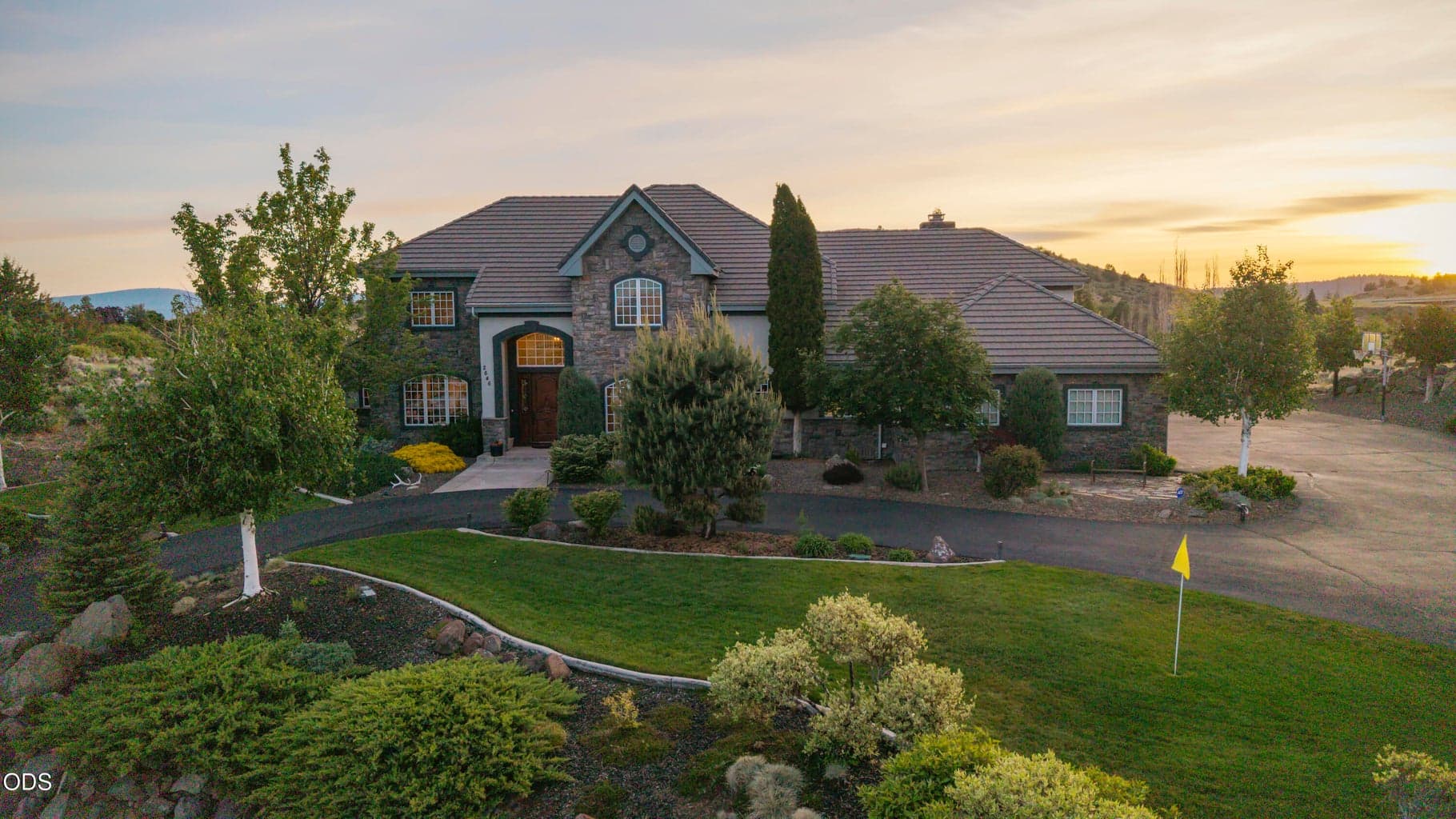 2646 Fairway