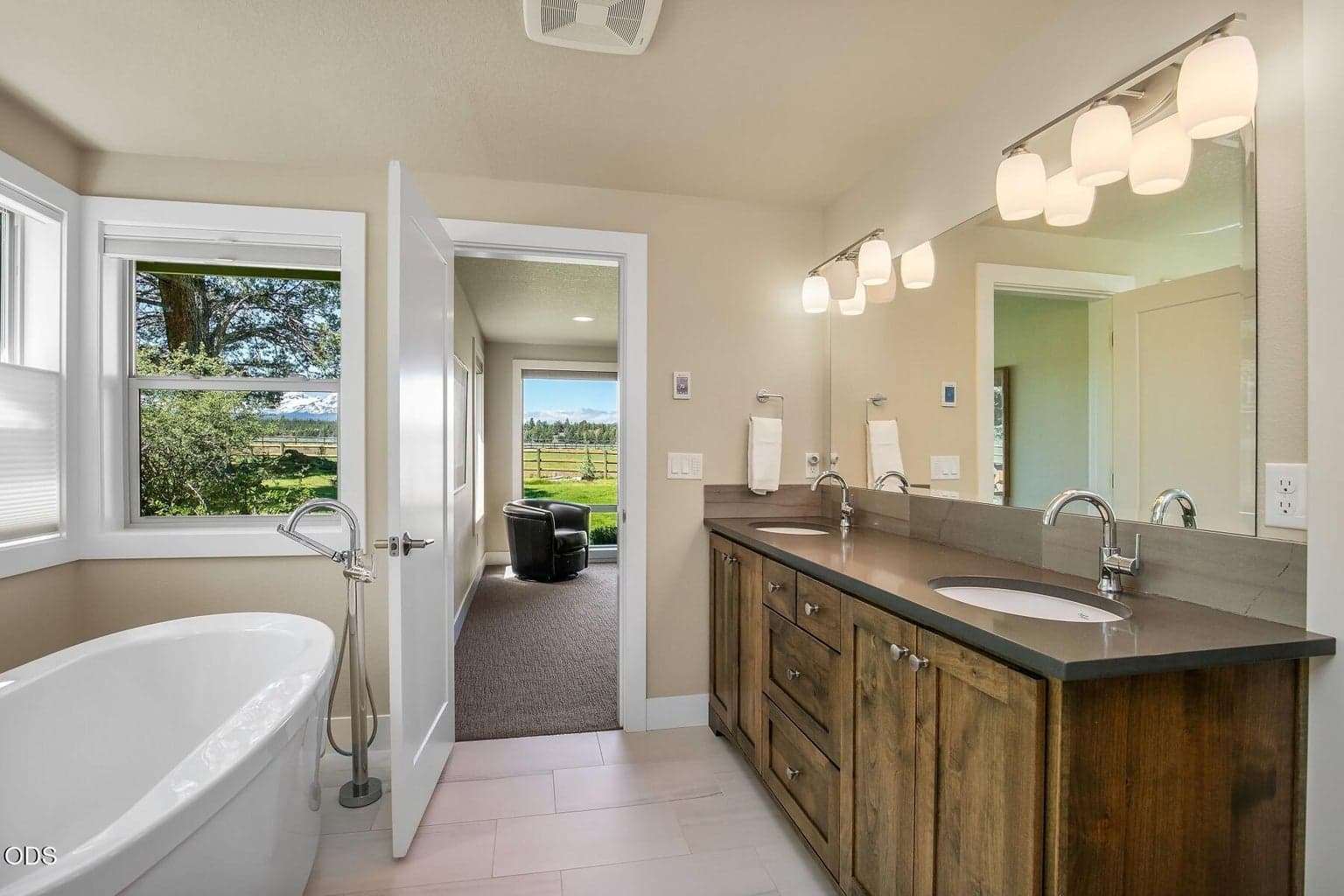 Photo of 16845 Varco Road 22 of 45