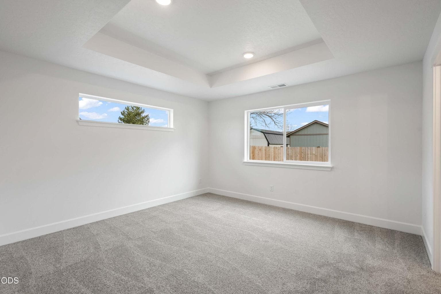 Photo of 458 NW Birdie Lane 18 of 26