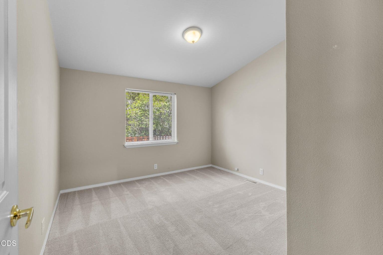 Photo of 2583 NE Wintergreen Drive 14 of 39