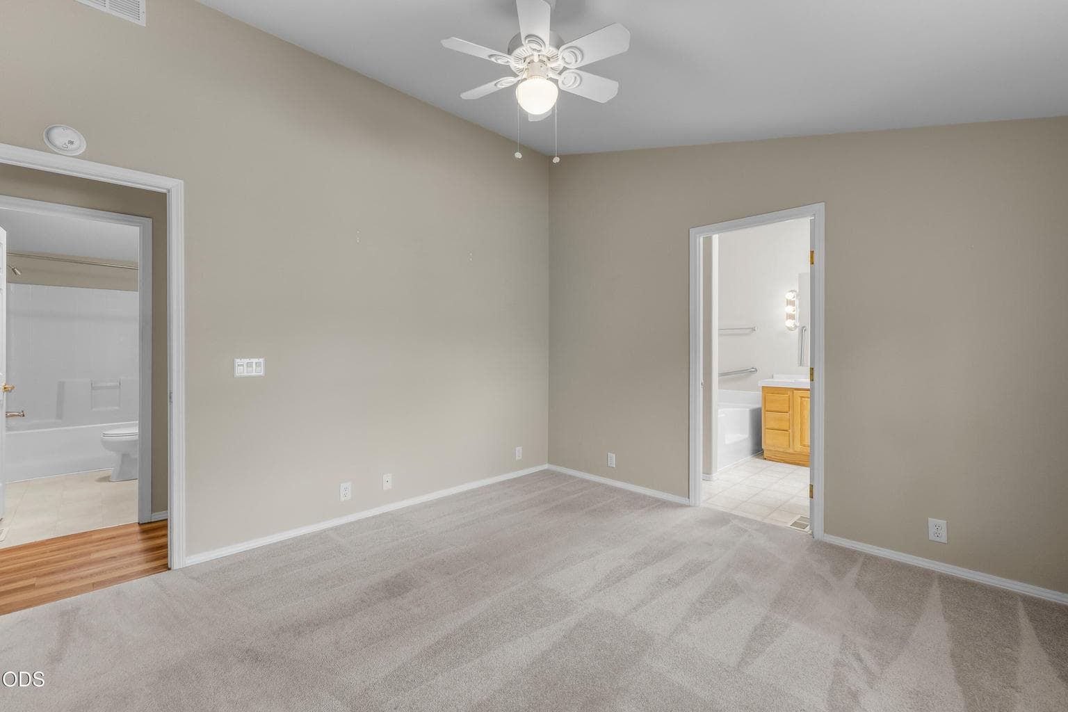 Photo of 2583 NE Wintergreen Drive 20 of 39