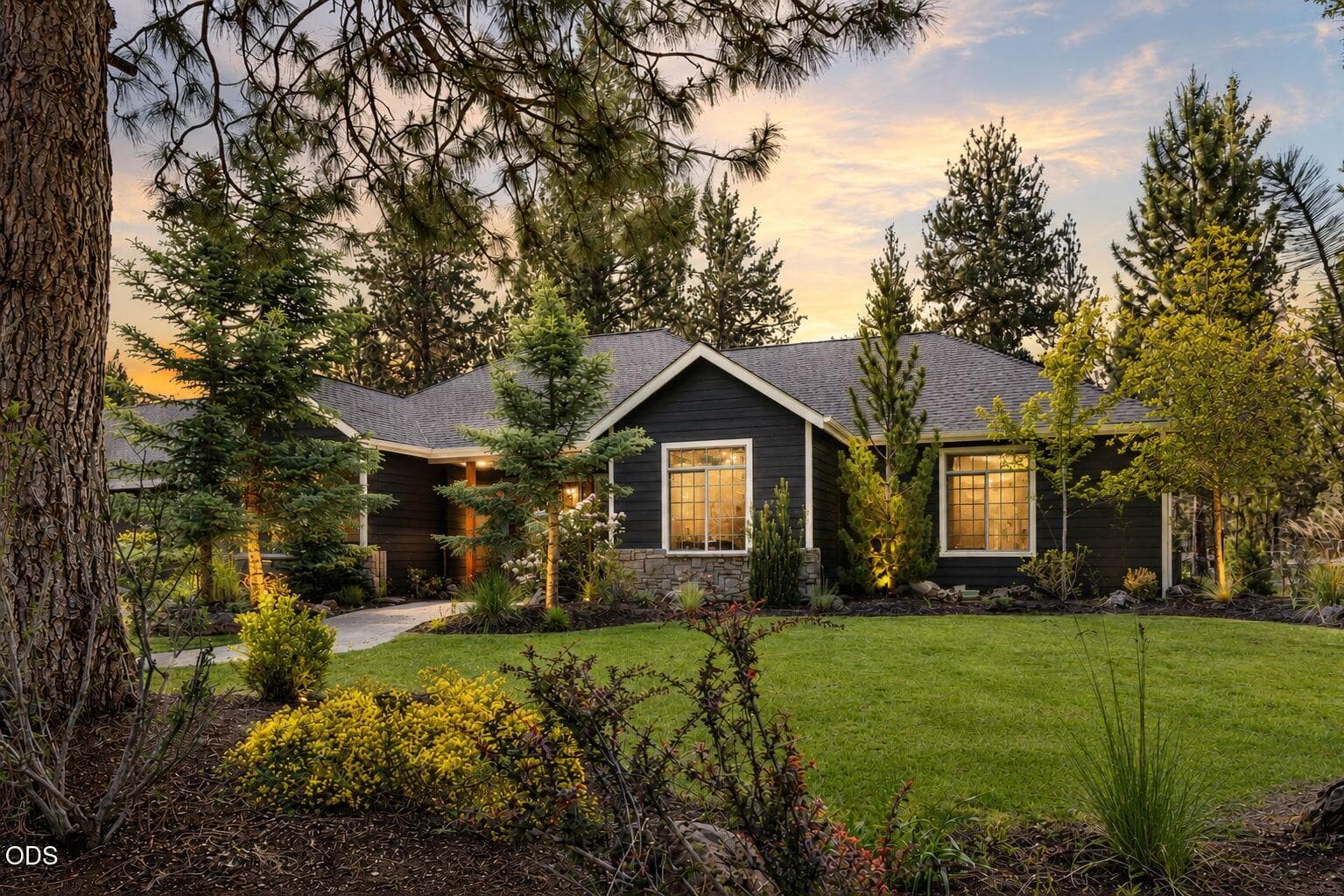 1117 Creekside