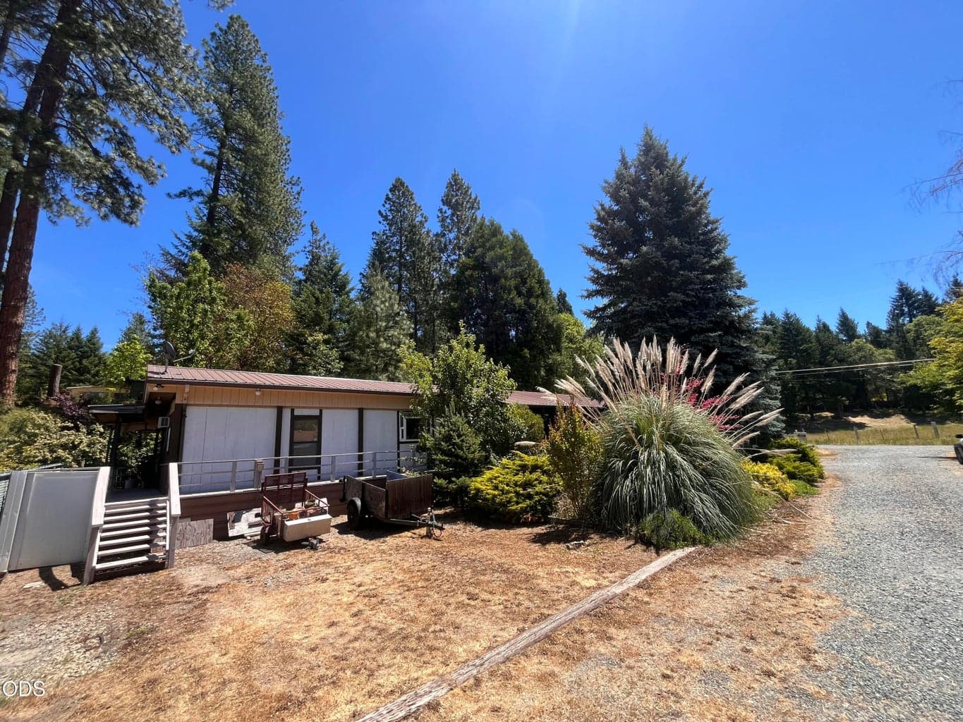 Photo of 6226 Evans Creek 1 of 36
