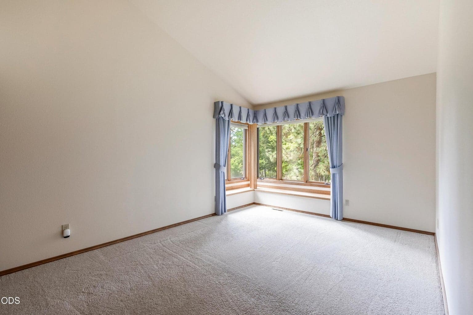 Guest Room 2
