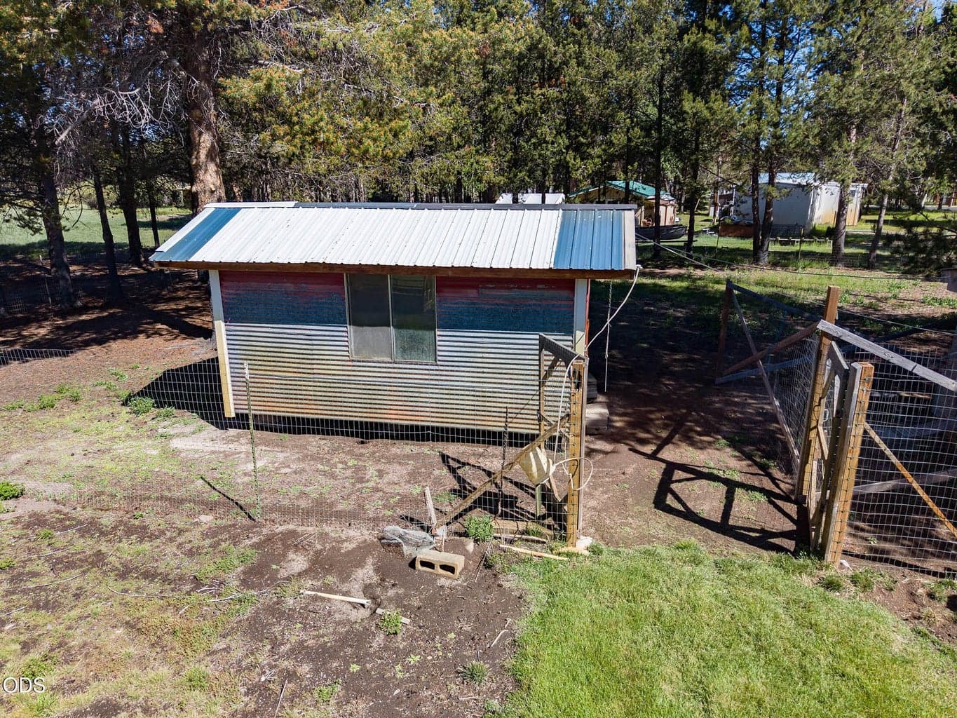 Photo of 52971 Bridge Drive 28 of 32
