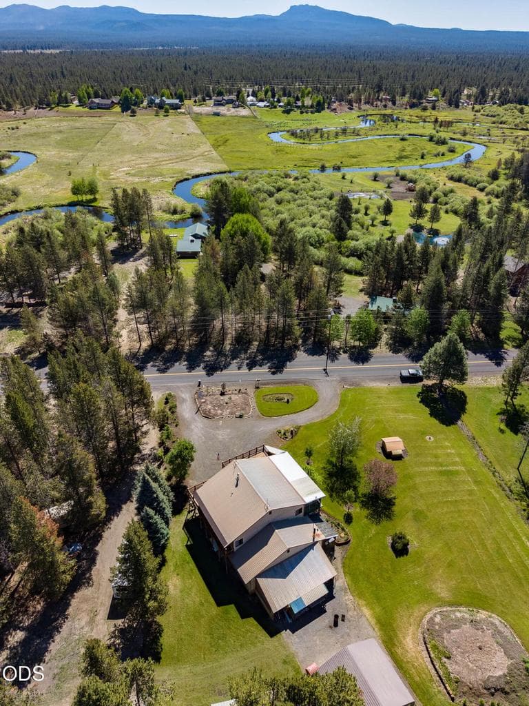 Photo of 52971 Bridge Drive 31 of 32