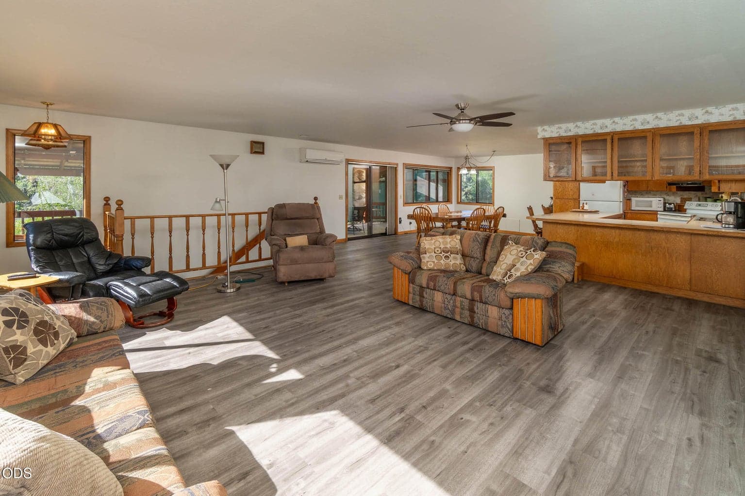 Photo of 52971 Bridge Drive 8 of 32
