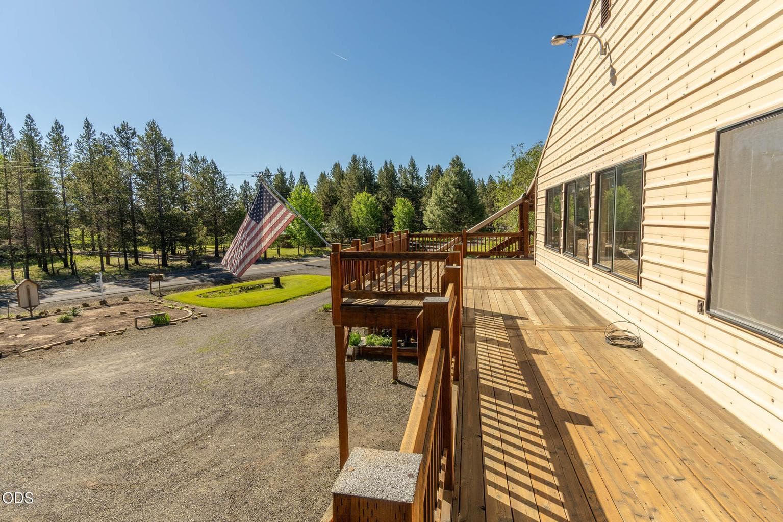 Photo of 52971 Bridge Drive 17 of 32