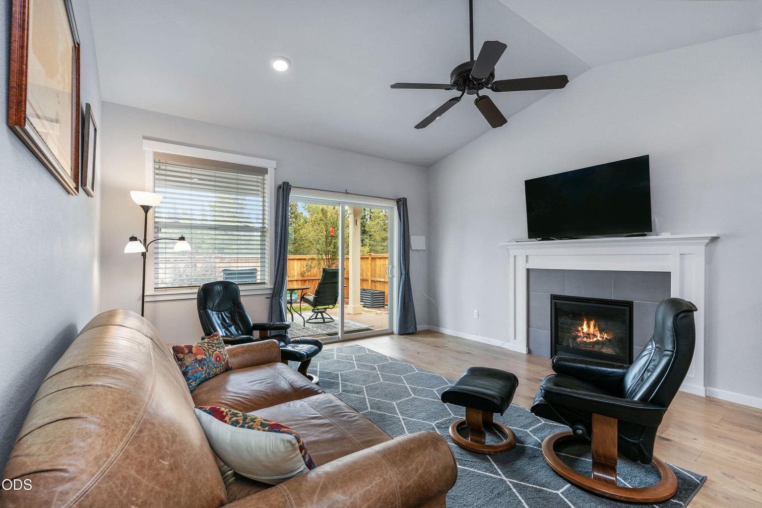 Photo of 16624 Pine Creek Drive 7 of 22