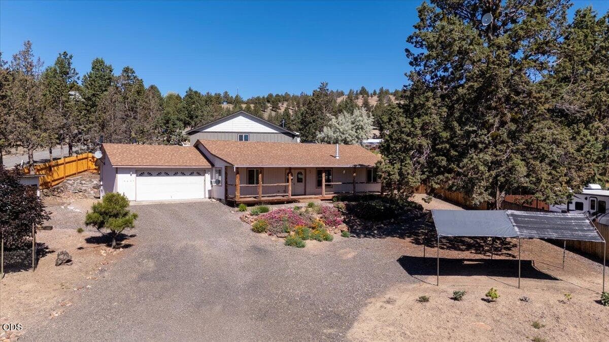 Photo of 6089 NW Combs Street 26 of 28