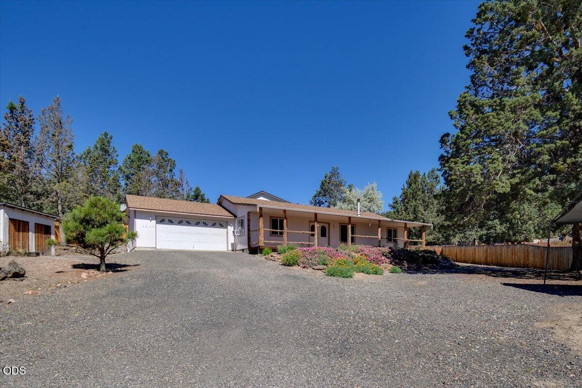 Photo of 6089 NW Combs Street 24 of 28