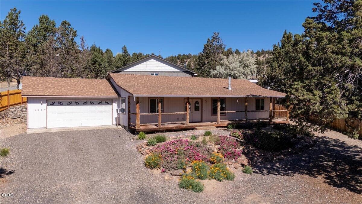 Photo of 6089 NW Combs Street 27 of 28