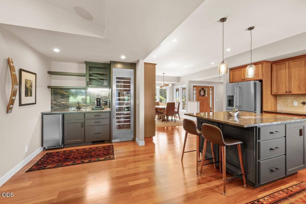 Photo of 3153 Pepperwood 4 of 34