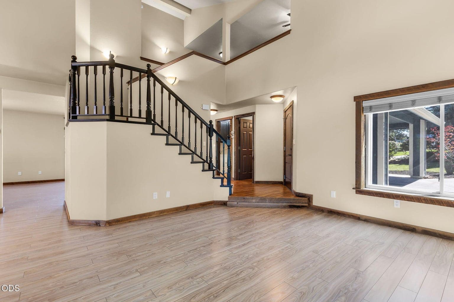 Photo of 2486 SW Valleyview Drive SW 21 of 55