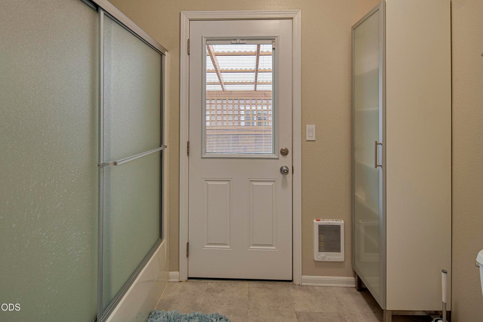 Photo of 747 E Black Butte Avenue 13 of 20