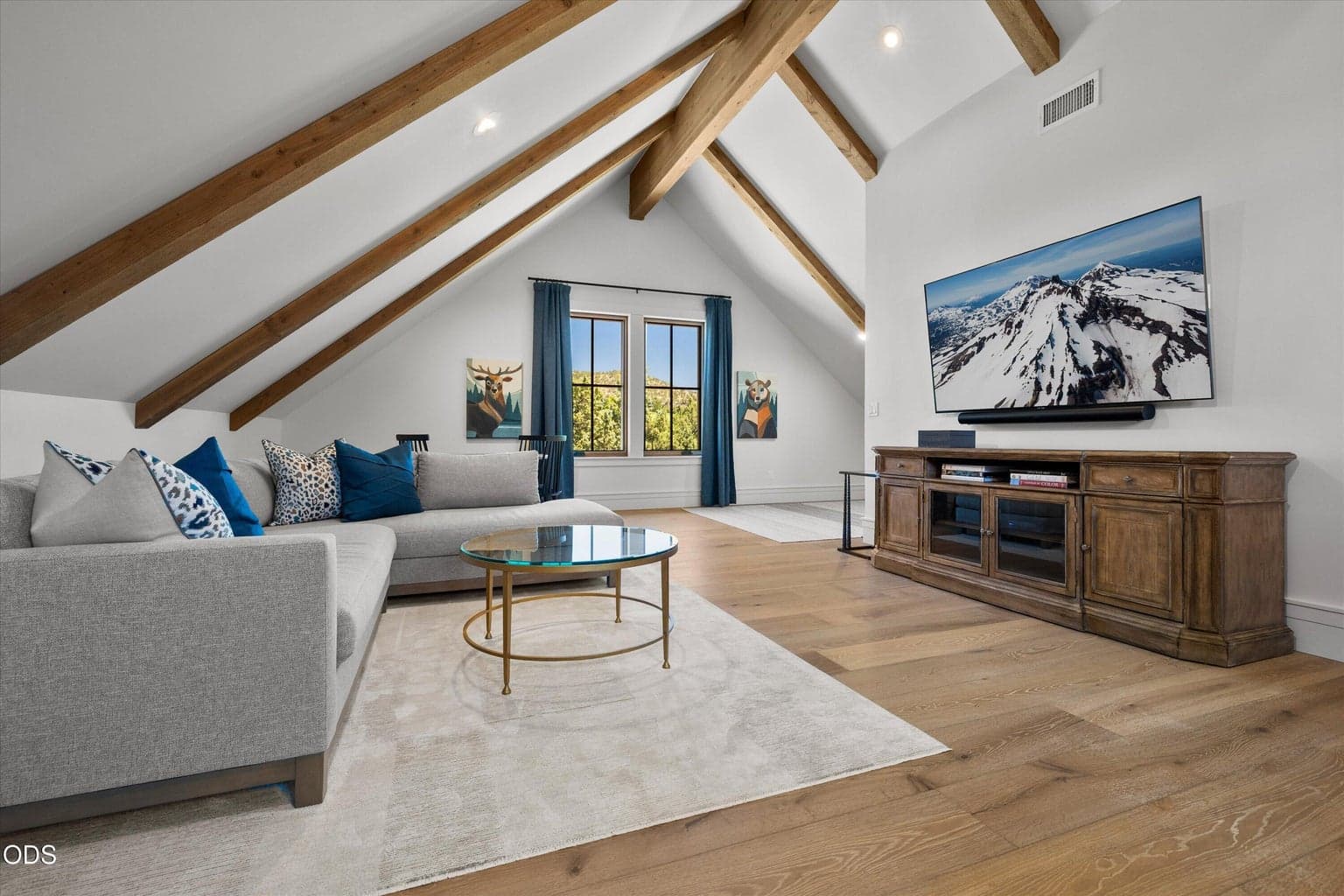 Upstairs bonus room with ensuite full bathroom is a versatile space as a second living room, media room, office, gym, fourth guest bedroom, game room - the sky is the limit