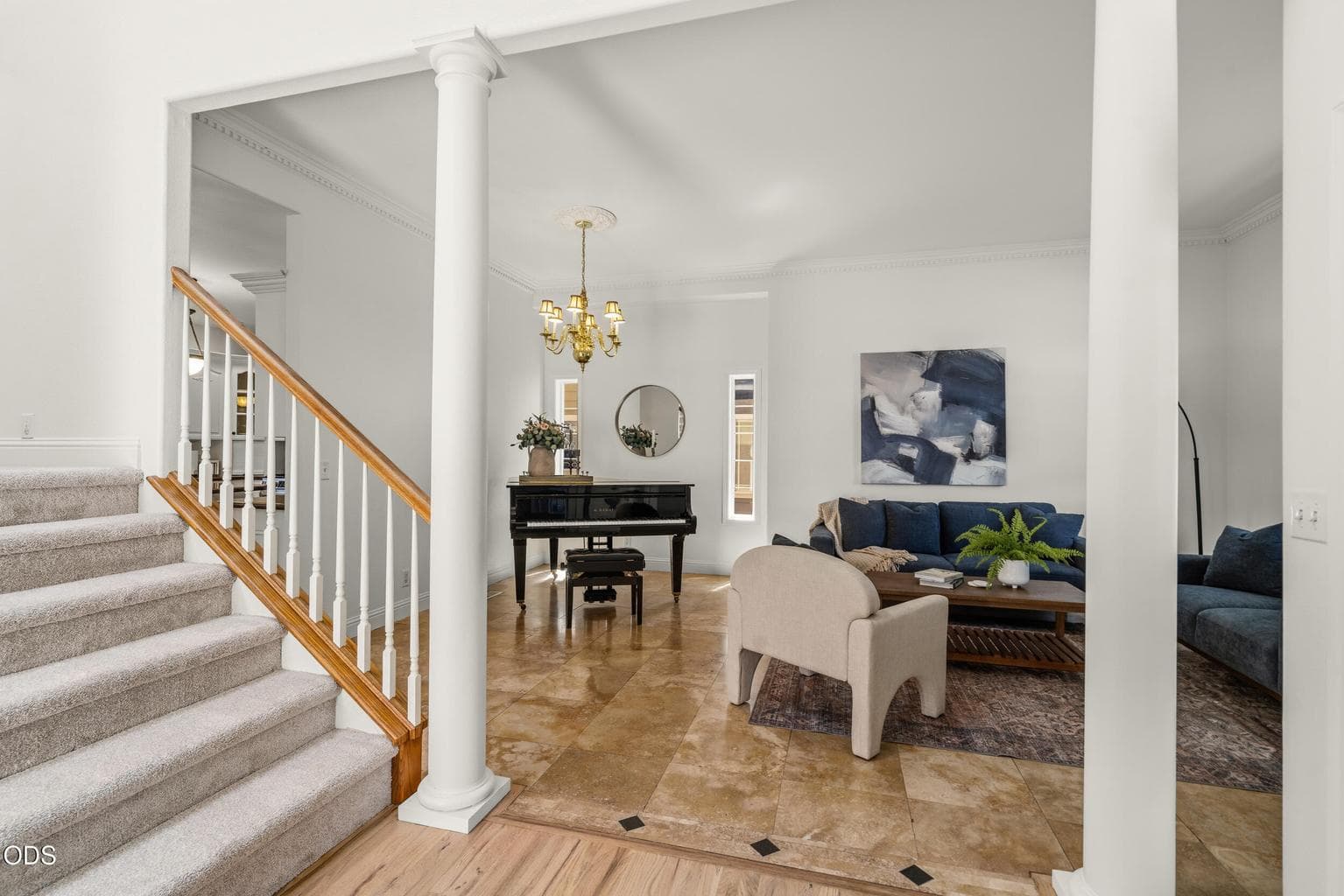 Photo of 2768 Kerrisdale Ridge 4 of 40