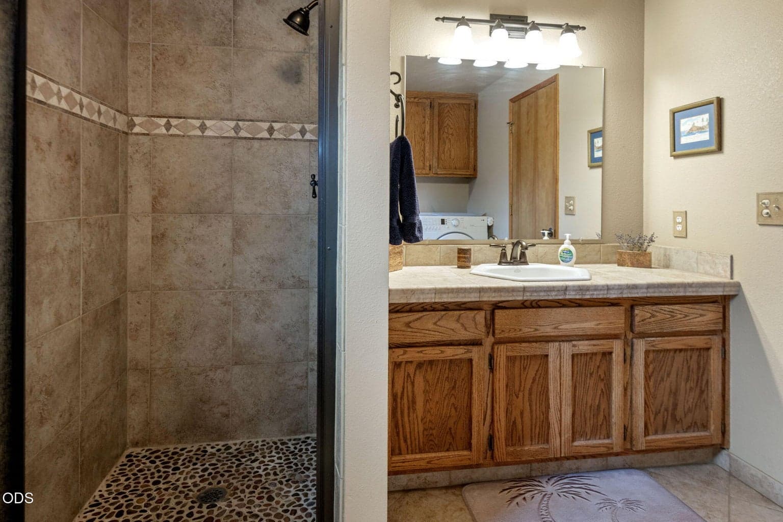 Photo of 63517 JD Estates Drive 10 of 27