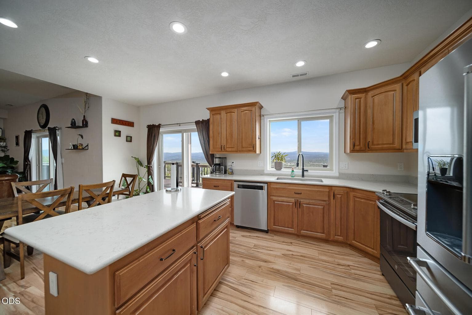 Photo of 7314 SE Night Hawk Court 11 of 32