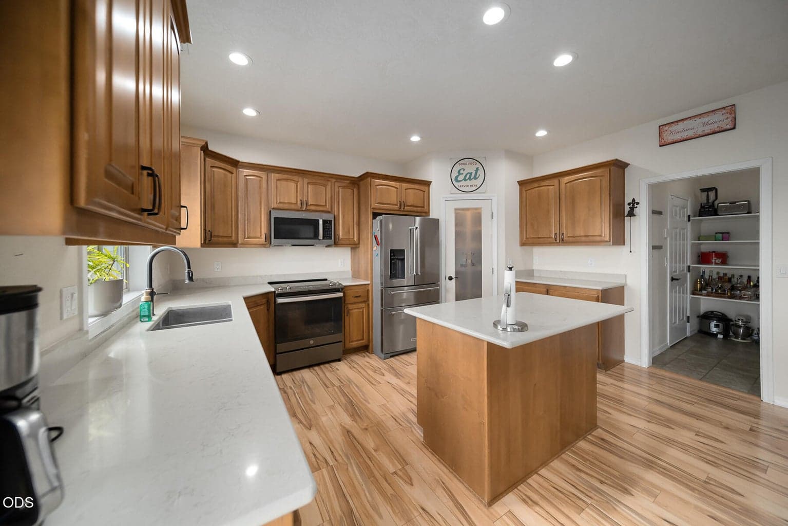 Photo of 7314 SE Night Hawk Court 12 of 32