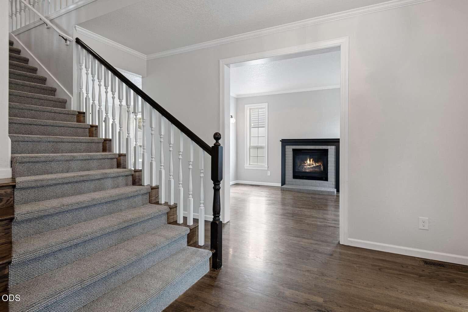 Photo of 1044 Baywood 5 of 29