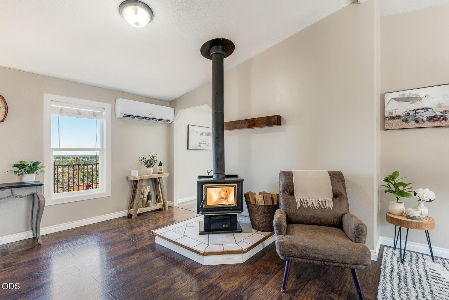 Photo of 21180 Arid Avenue 7 of 39