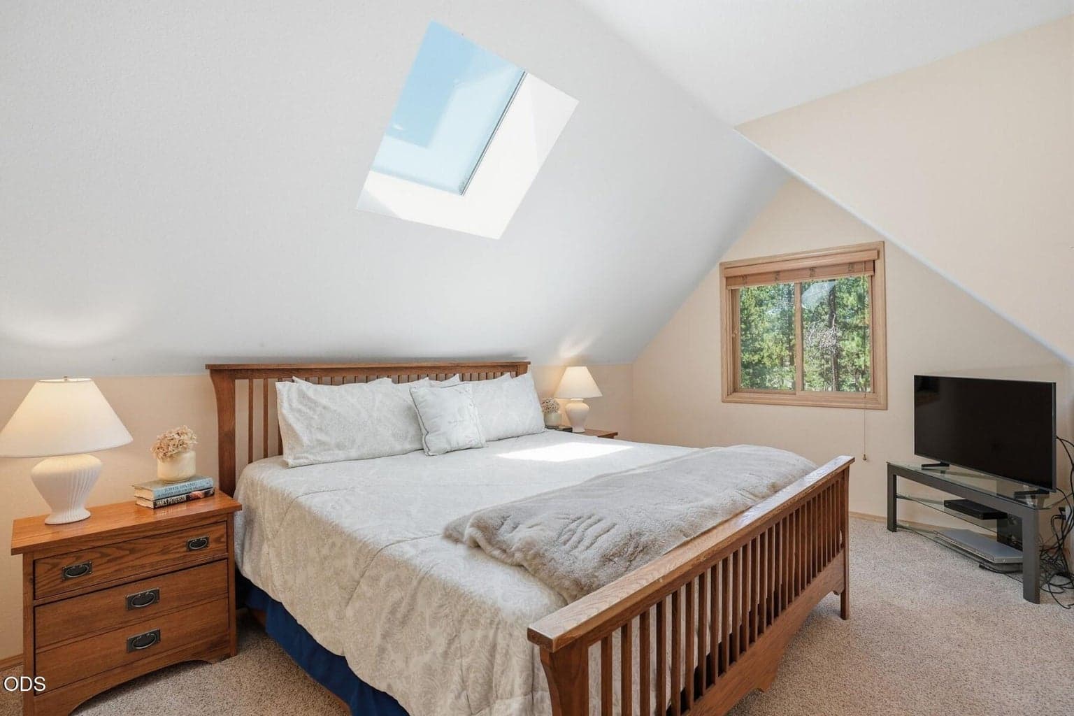 Photo of 18120 Mt Baker Lane 19 of 34