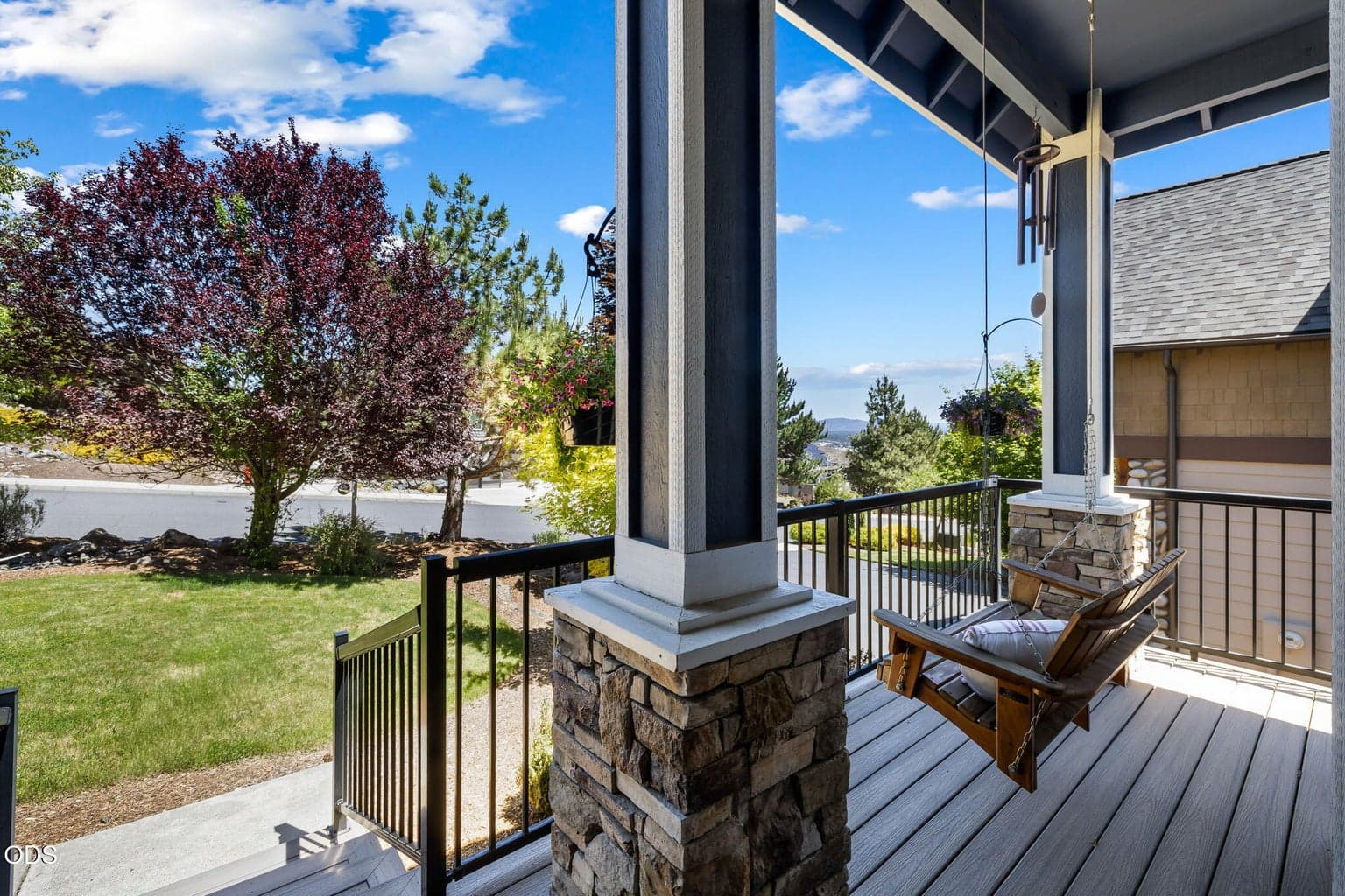 Photo of 629 Powell Butte 4 of 42