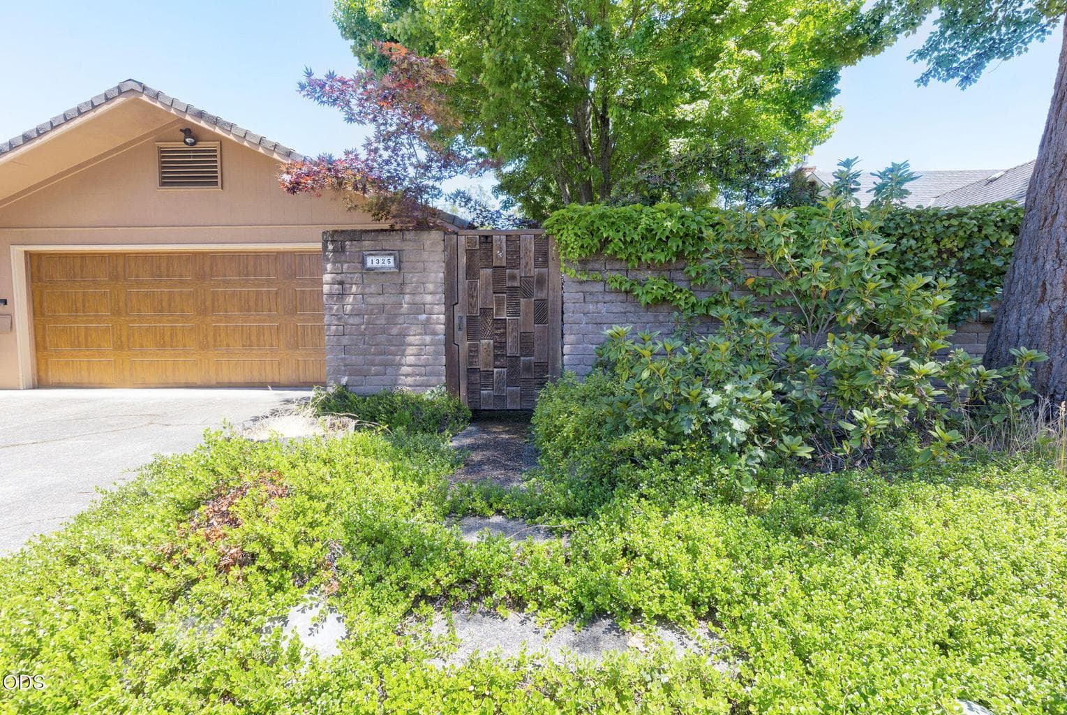 1325 Lawnridge