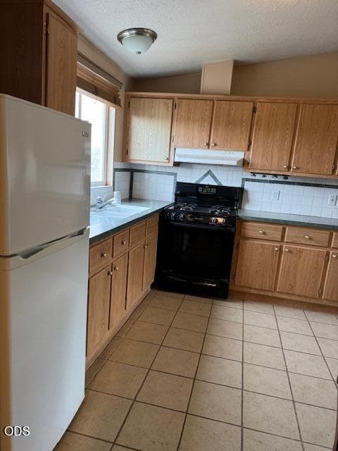 Photo of 27737 Ford Road 20 of 33