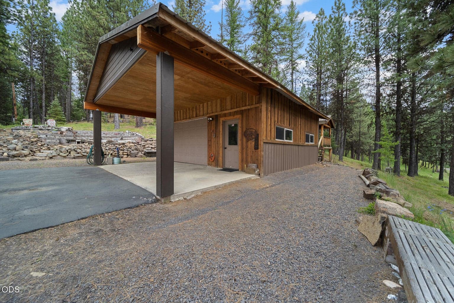 Photo of 18144 NE Hamilton Butte Drive 29 of 38