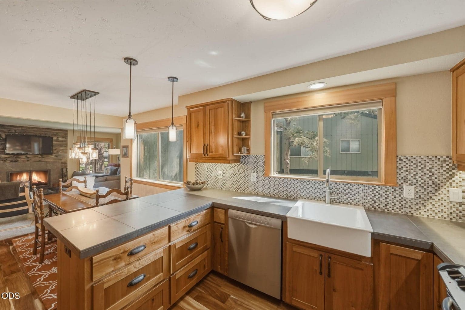 Photo of 807 E Desperado 14 of 48