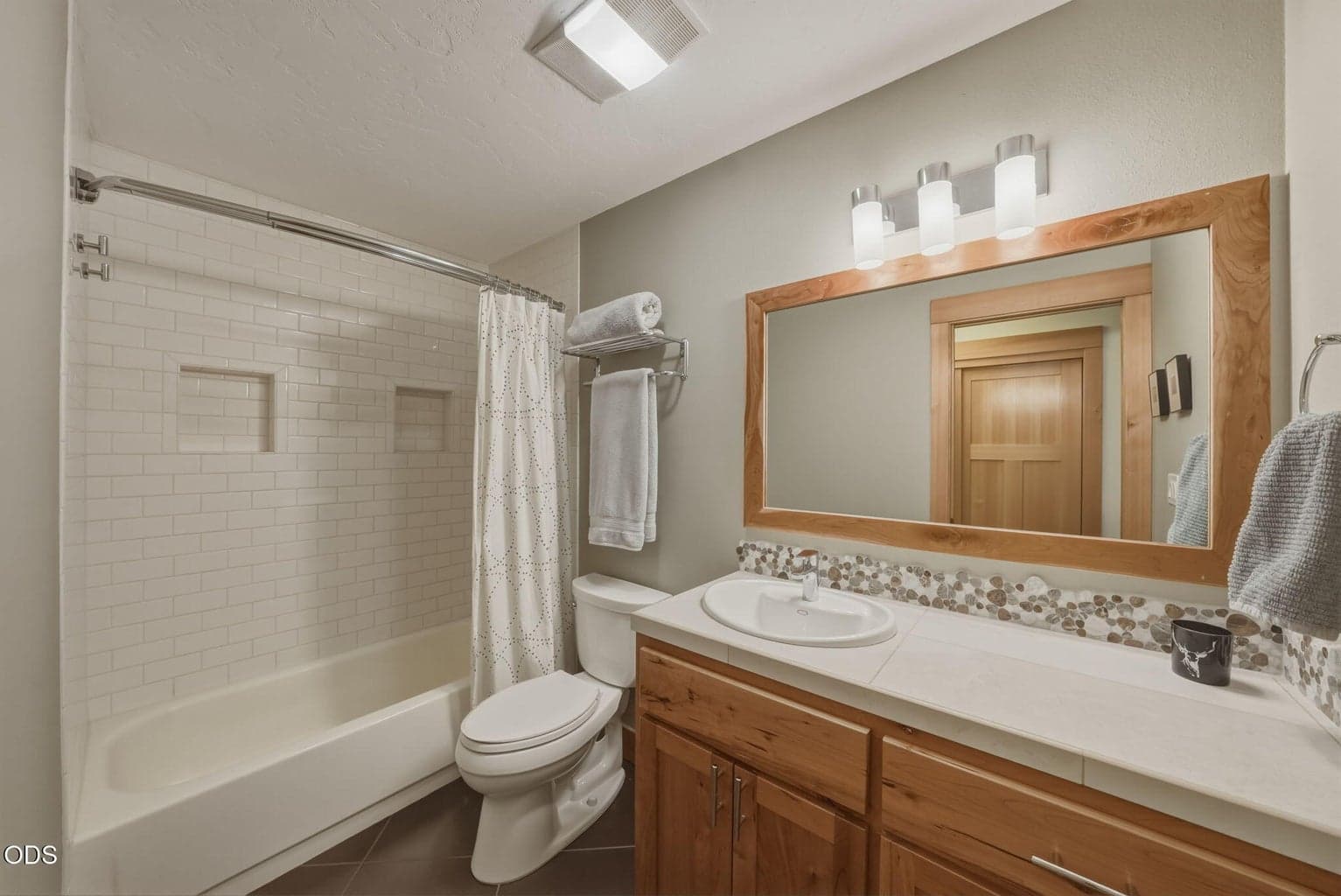 Photo of 807 E Desperado 28 of 48