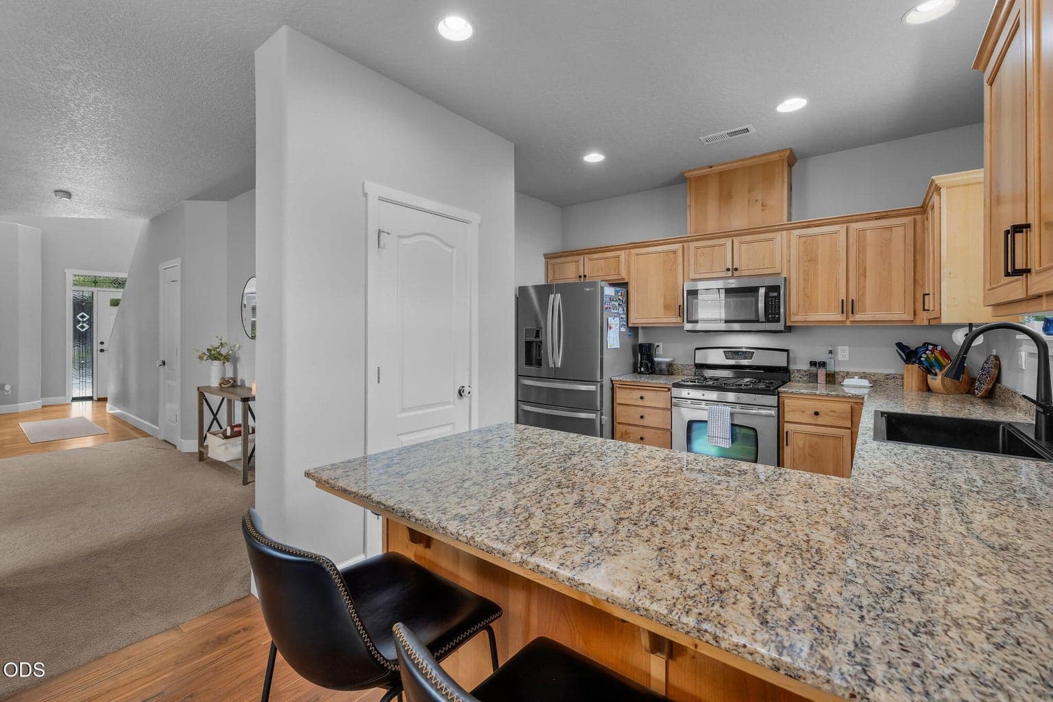 Photo of 21184 Silverado Valley Lane 12 of 37