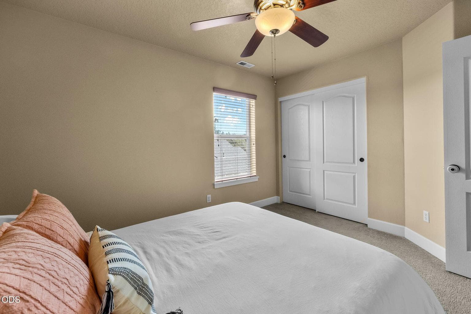 Photo of 21184 Silverado Valley Lane 22 of 37