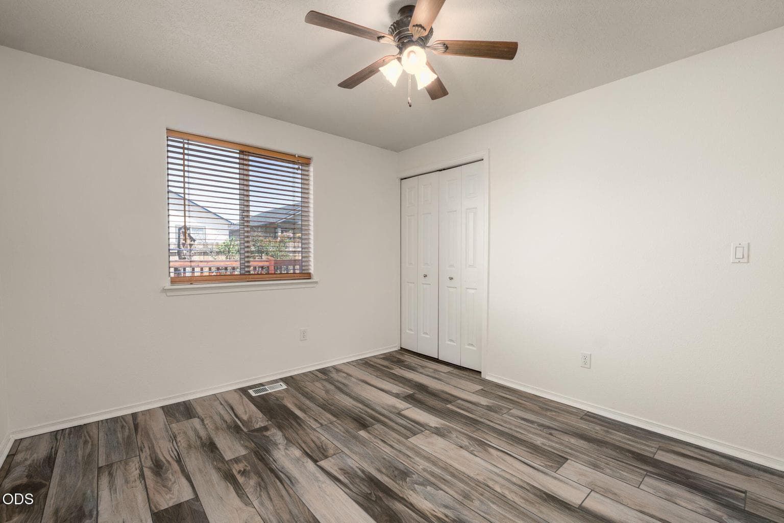 Photo of 841 NW Negus Place 19 of 29
