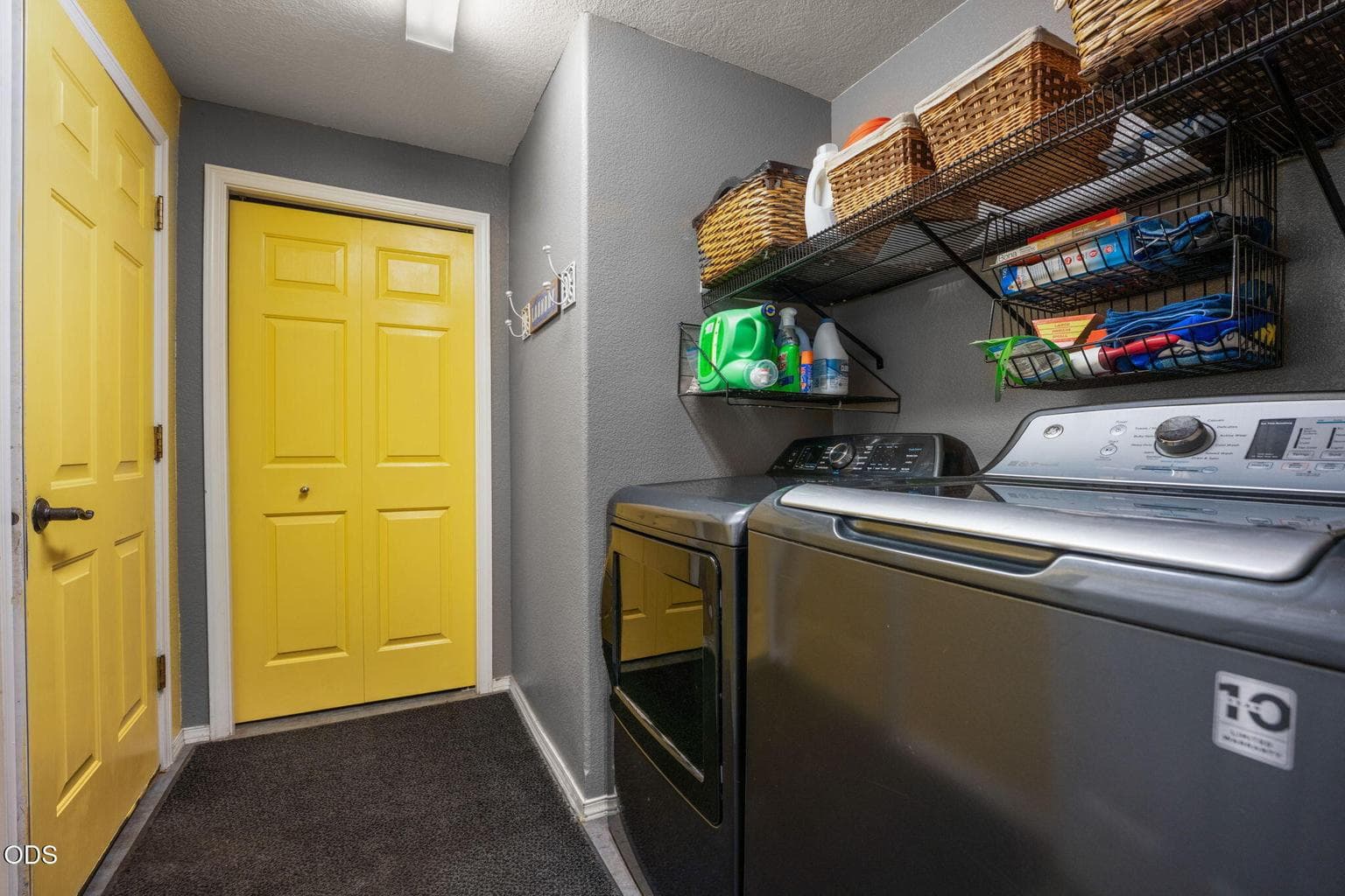 Photo of 841 NW Negus Place 23 of 29