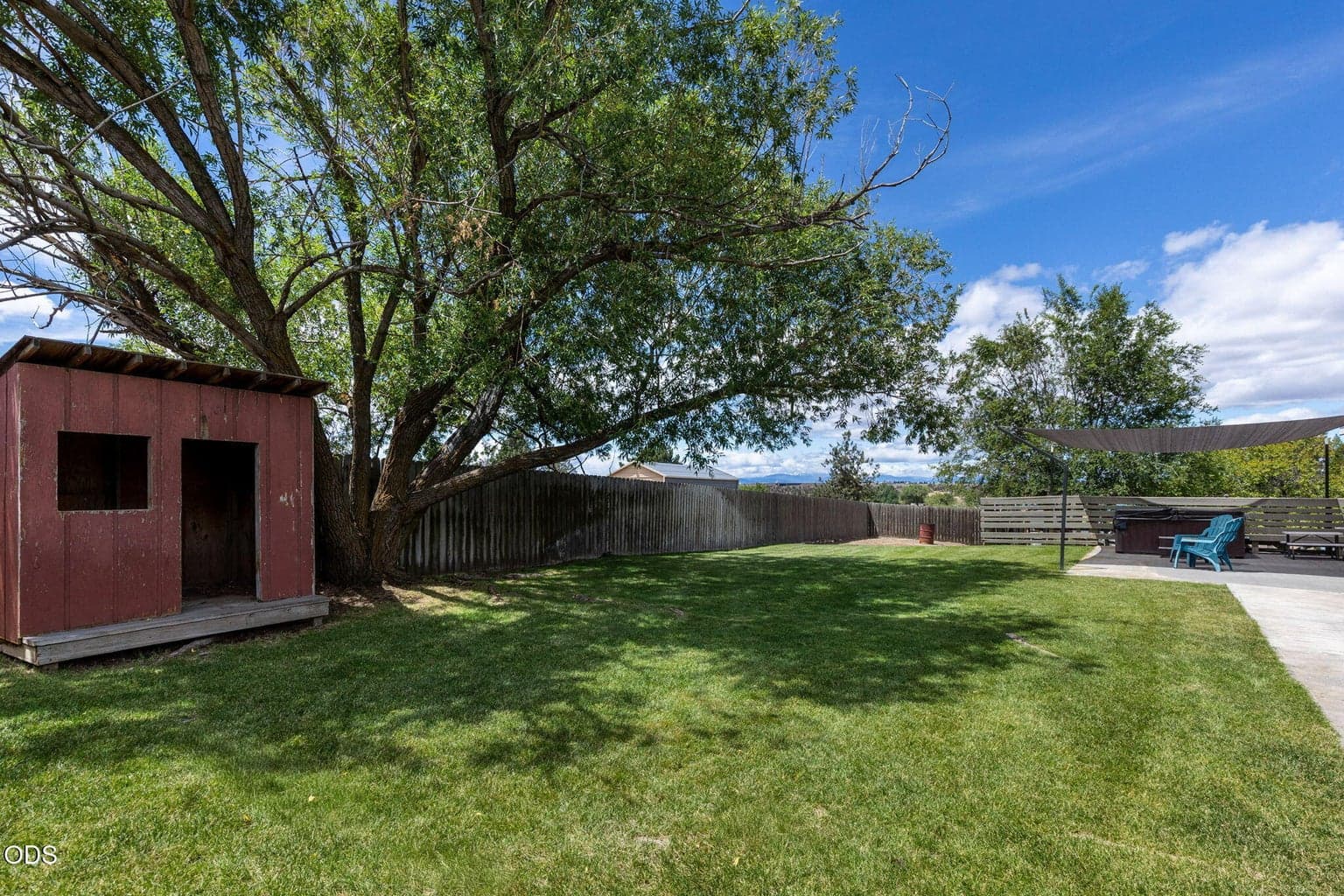 Photo of 1561 NE Hilltop Lane 48 of 58