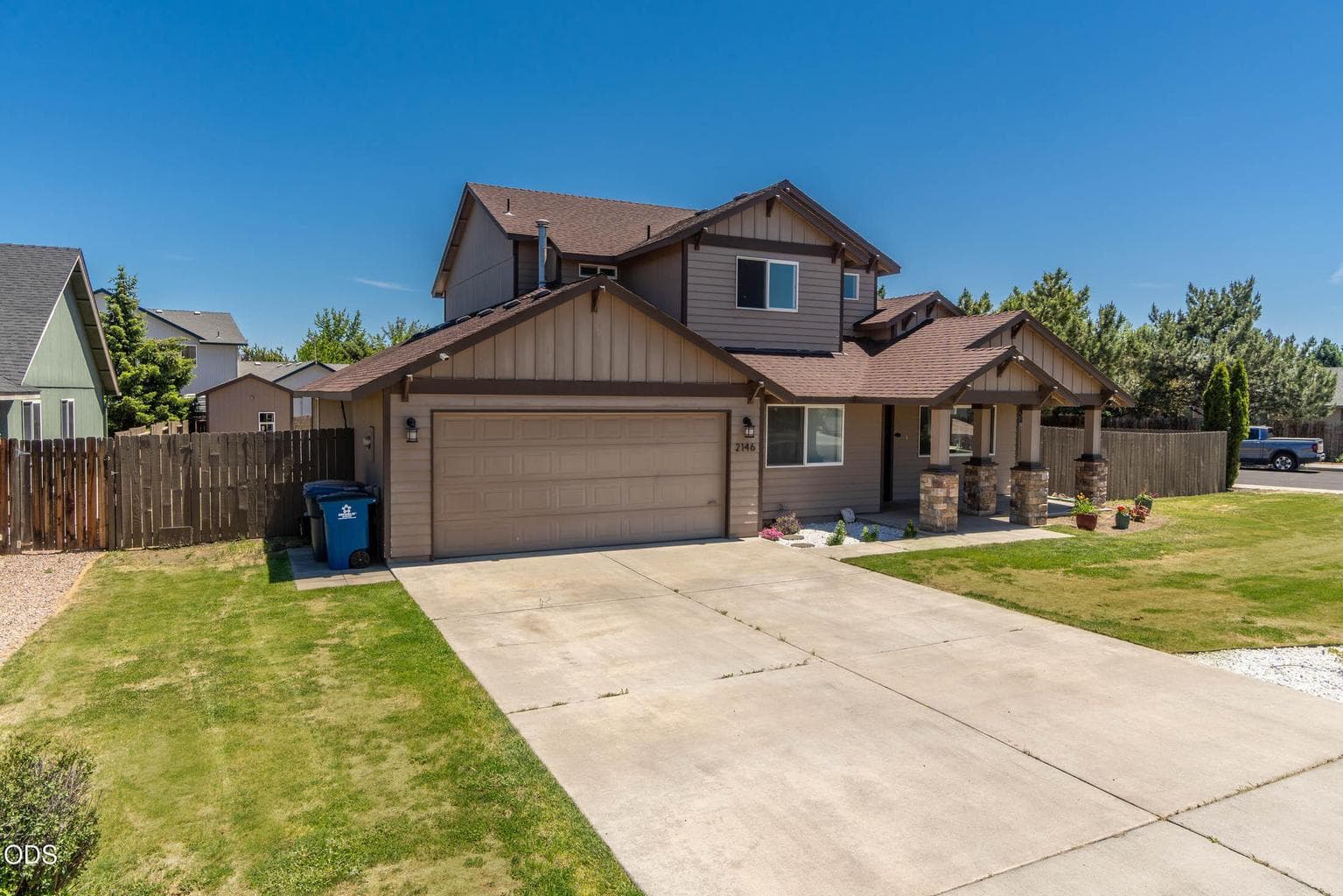 Photo of 2146 22nd 2 of 23