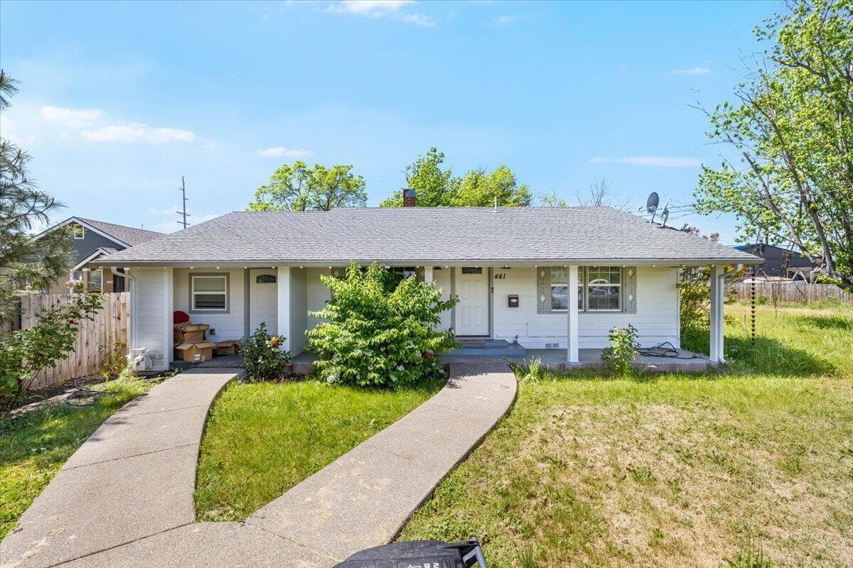 Photo of 441 1st 1 of 24