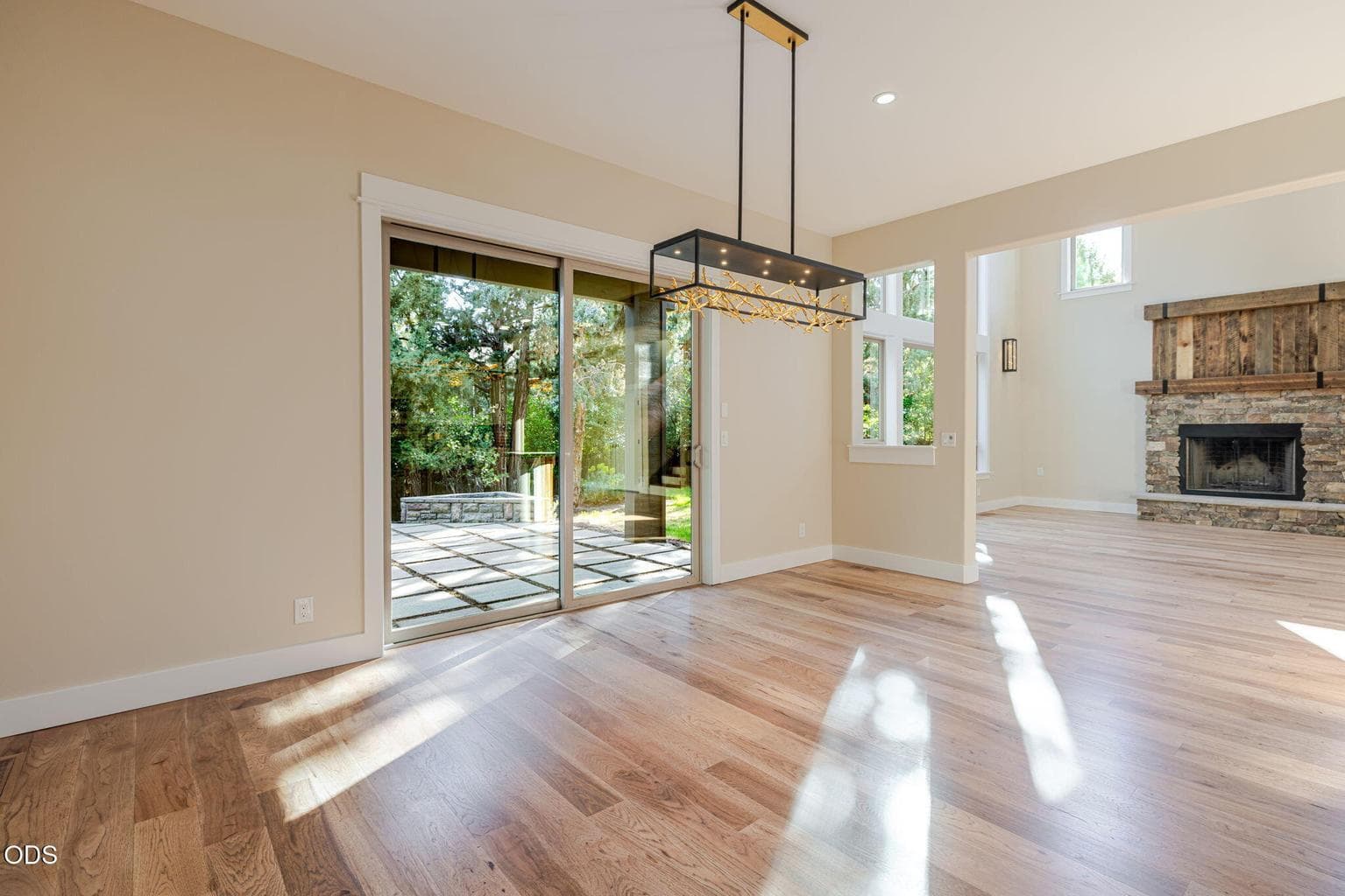 Dining Room w/ Door to Backyard