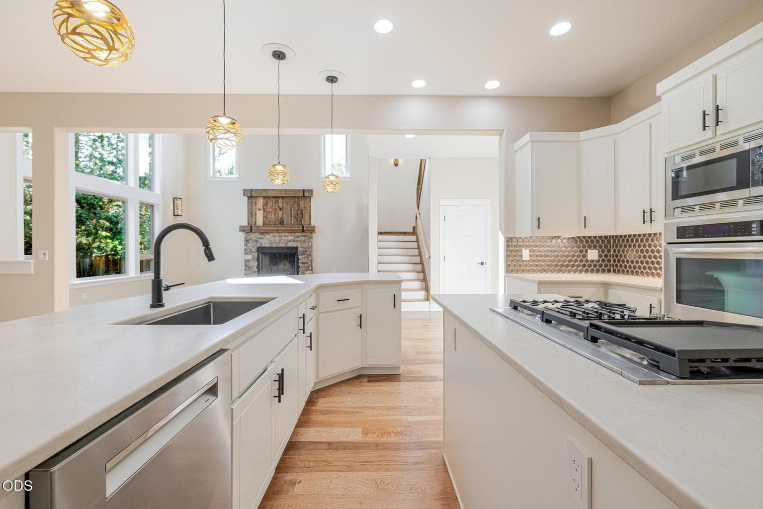 New Large, Deep Sink for Convenient Cleanup
