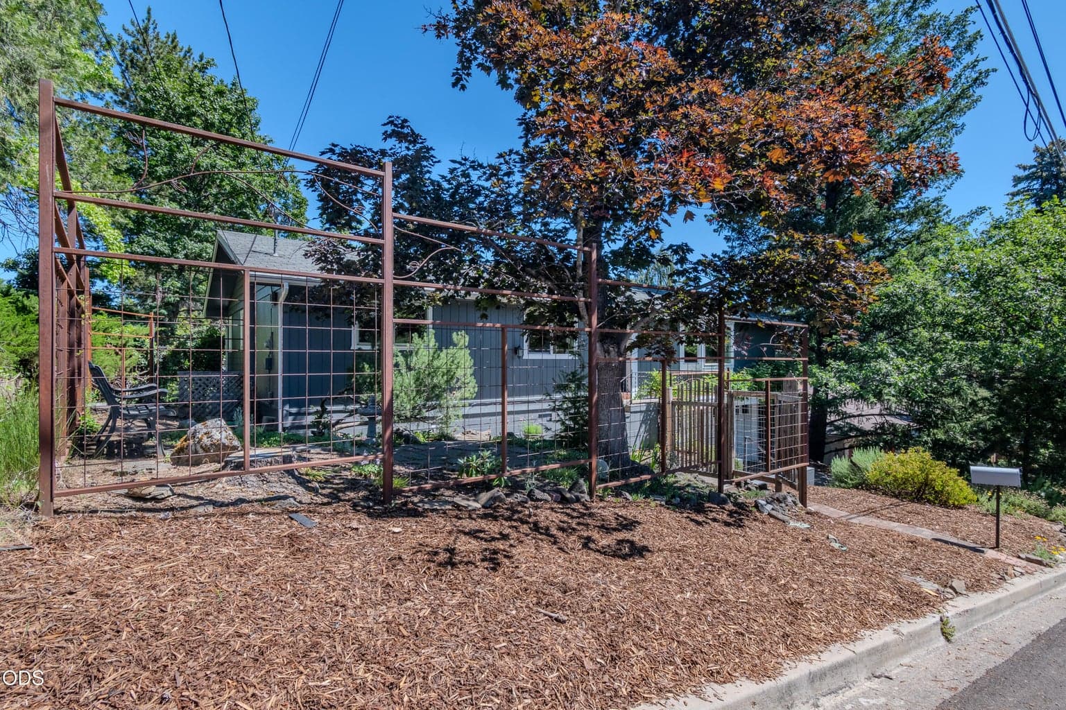 Photo of 615 Ashland 3 of 39