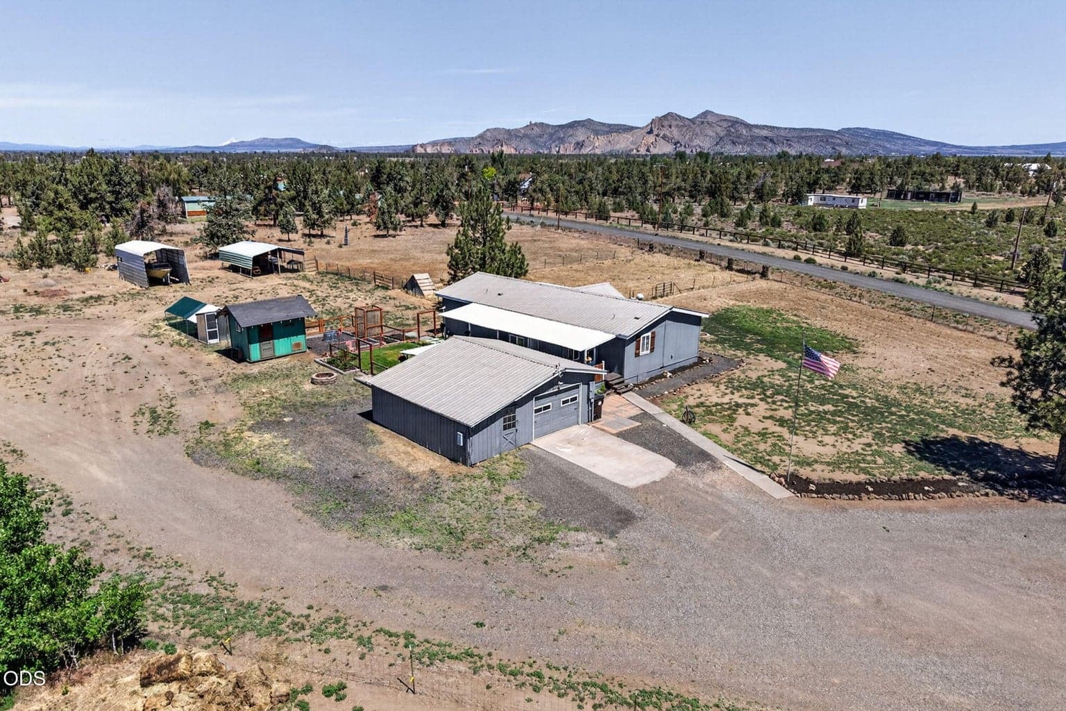 Photo of 3381 25th 3 of 42